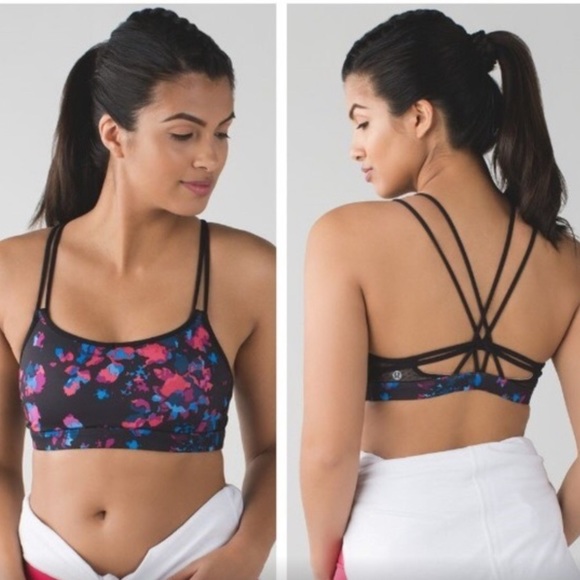 SOLD! 🖤LULULEMON Make A Move Floral Bra! - Picture 6 of 6